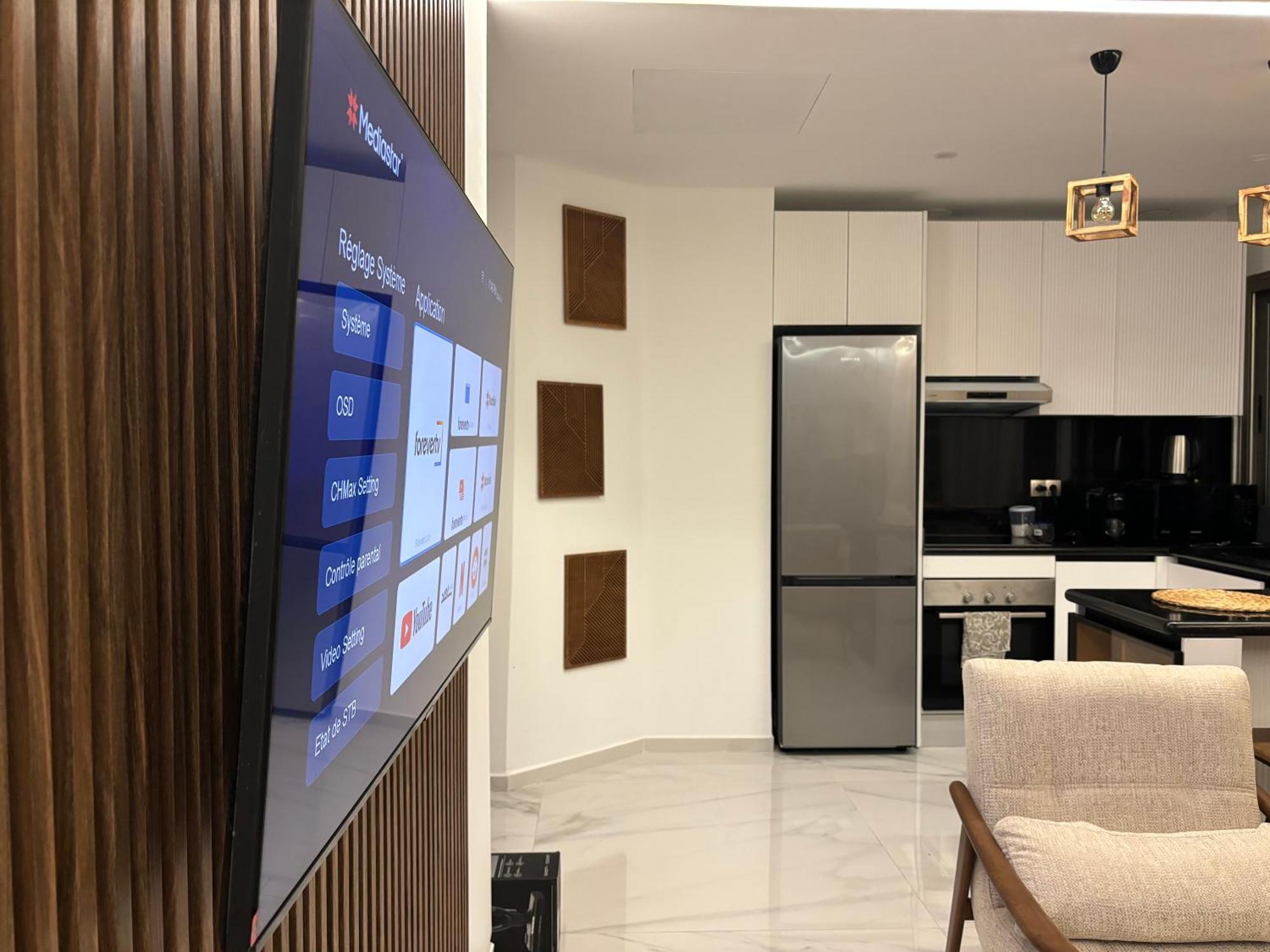 Marina View Residence Luxurious Studio Retreat With Stunning Ocean Views 1 Double Bedroom, 1 Convertible Couch Tânger Exterior foto